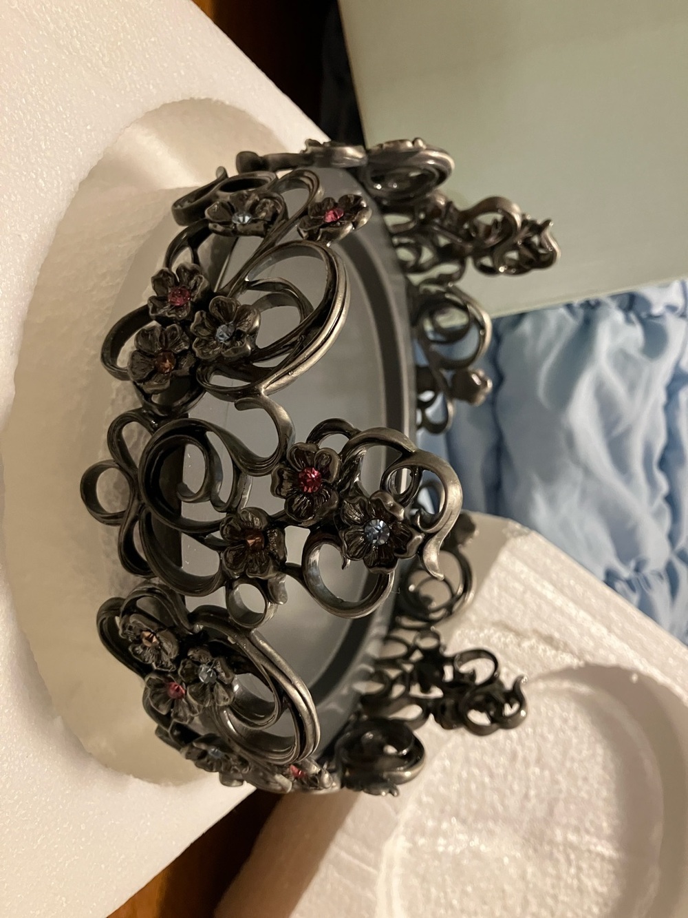 New in box Partylites metal n crystals 8” circle.  3 candle holder